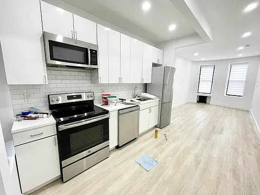 Rented by Ink Realty Services LLC | media 26