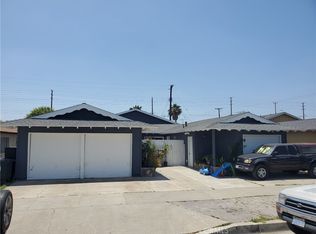 482 N Oak St, Orange, CA 92867