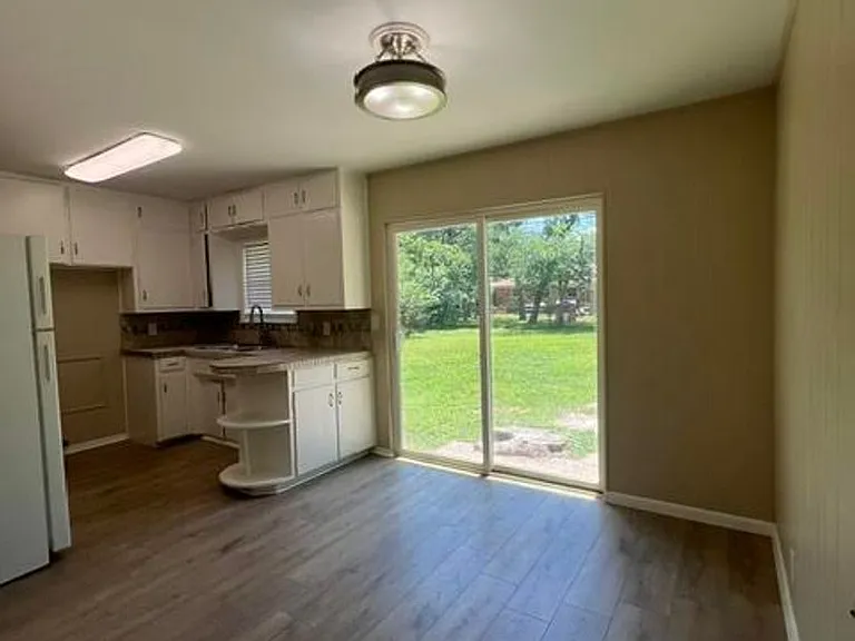 320 S Rita St — Photo 6