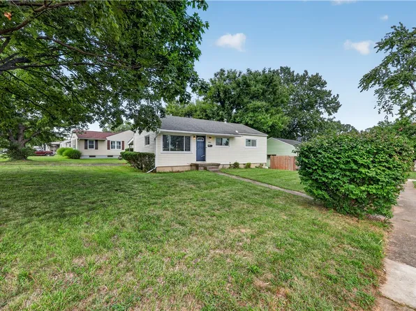 1801 Willamet Rd, Dayton, OH 45429