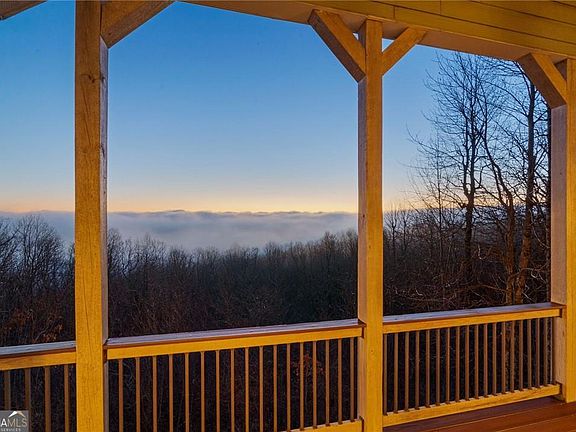 3rd image of 2551 Monument Rd