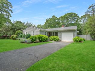 73 Beach Rd, Westhampton Beach, NY 11978