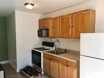 Rented by Walker Whiteside Pettibone, LREB