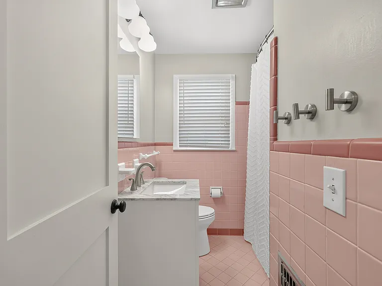 544 Watsonwood Dr — Photo 35