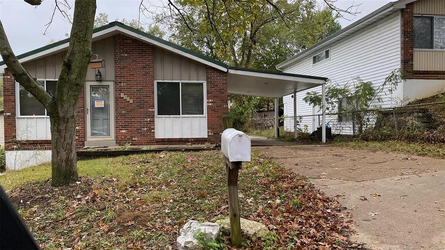 2377 Ida Ln photo 1
