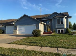 415 W 5th St, Tea, SD 57064