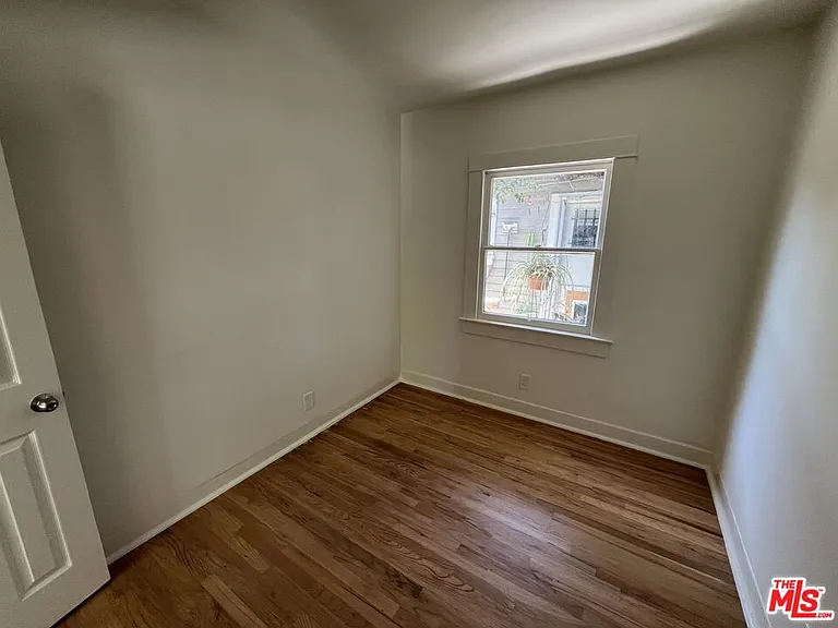 424 N Venice Blvd #B — Photo 14