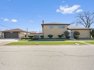 7838 W Park Ave, Niles, IL