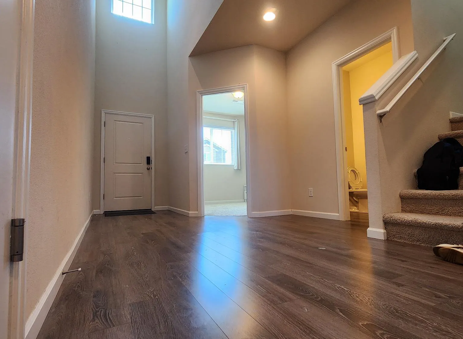 4 bed, 2.5 bath, 2276 sqft, $2,950 — Photo 4
