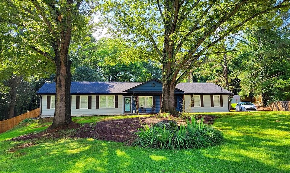 1st image of 1173 Lakehill Dr