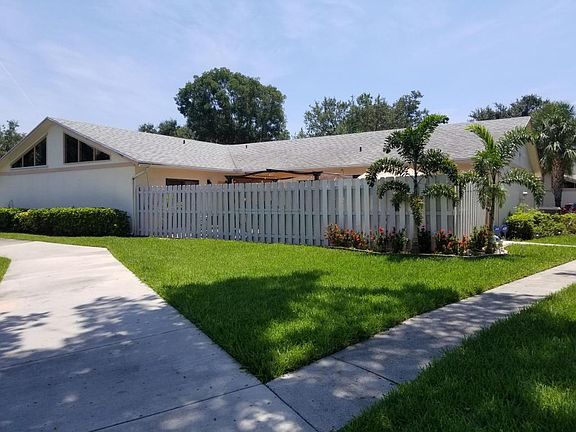 3rd image of 8879 Thumbwood Cir APT B