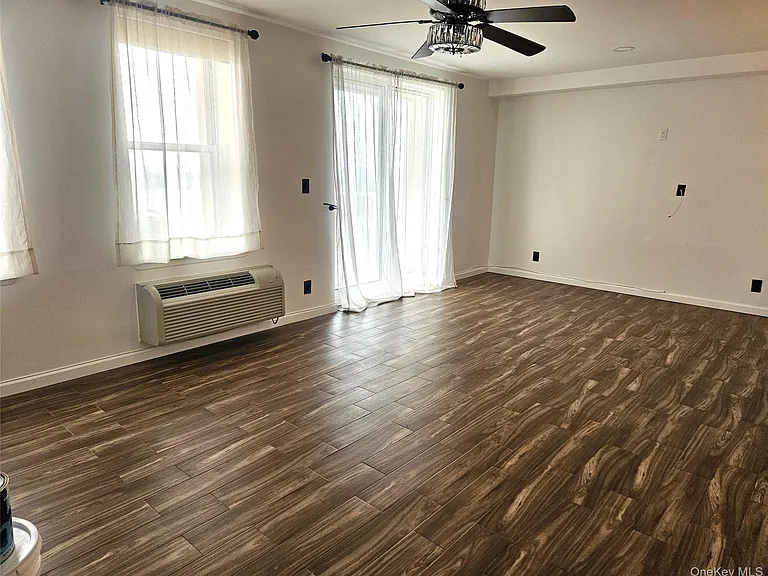 2 Richmond Rd #4F — Photo 7