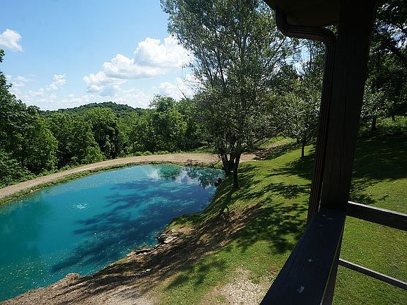 highlight-18' deep pond