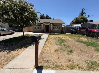 741 E Apricot Ave, Tulare, CA 93274