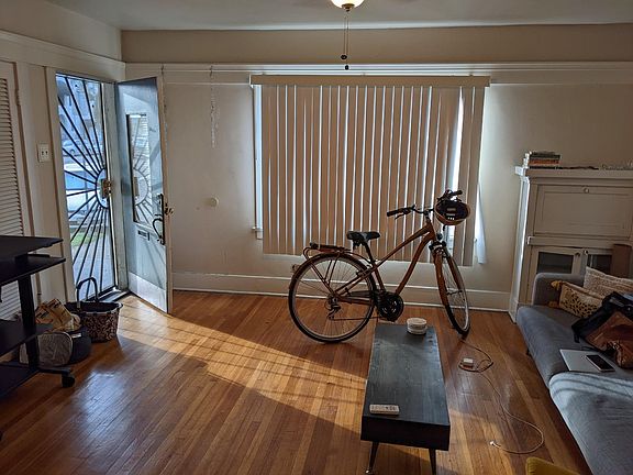 3rd image of 441 E 5th St #441