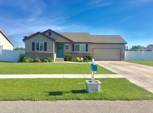 3855 E Pearce Dr, Idaho Falls, ID 83401
