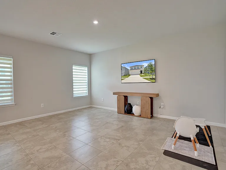 12749 SW Orvieto Way — Photo 6