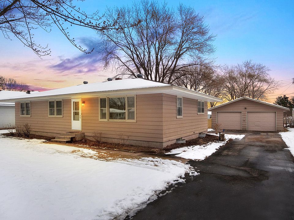 1st image of 3106 Youngdale Ave