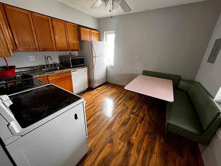 20 S Haft St #B — Photo 2
