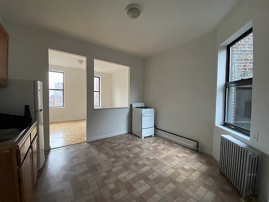 Rented by Urban Real Estate Property Group Inc | media 5