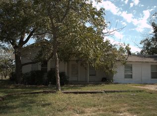 708 N Rice St, Hamilton, TX 76531