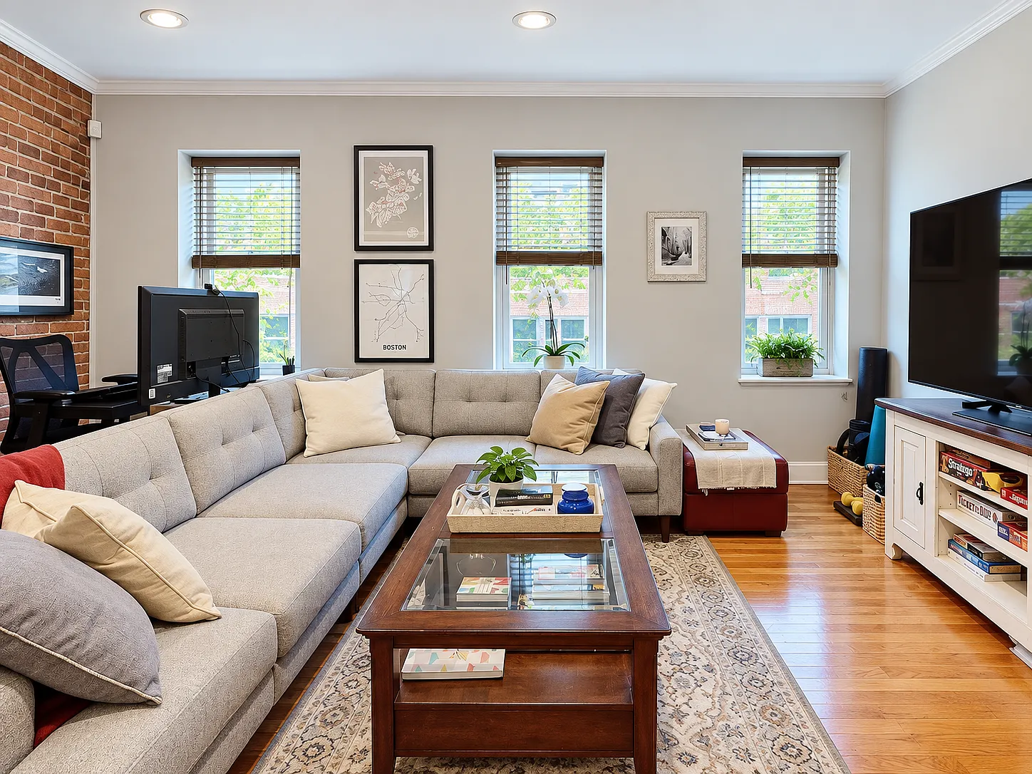 1 bed, 1.0 bath, 718 sqft, $2,495 — Photo 2