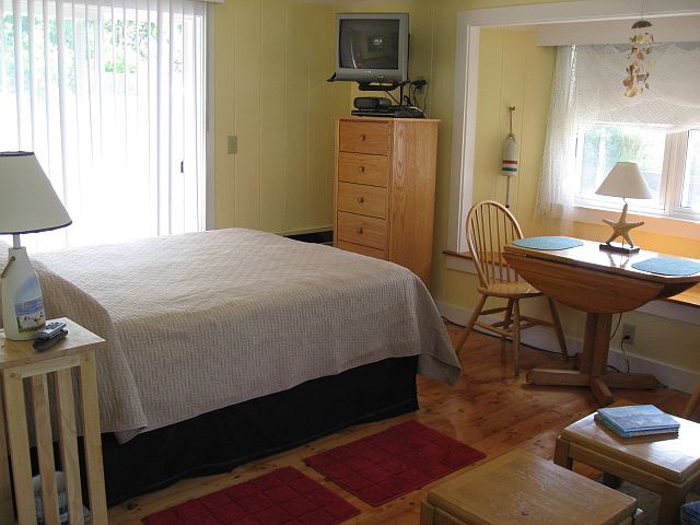 Queen Bed