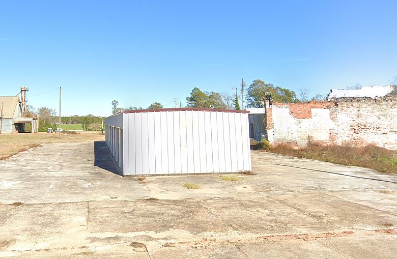 2nd image of 142 N Railroad St #20