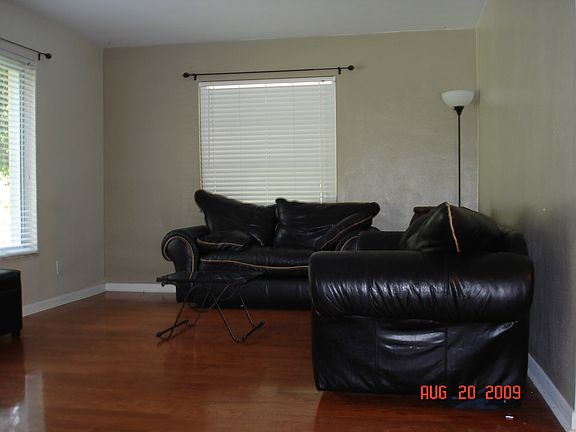 4th image of 202 W Thomas St