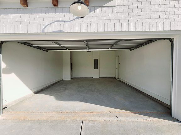 Garage (Epoxy picture will be added soon)