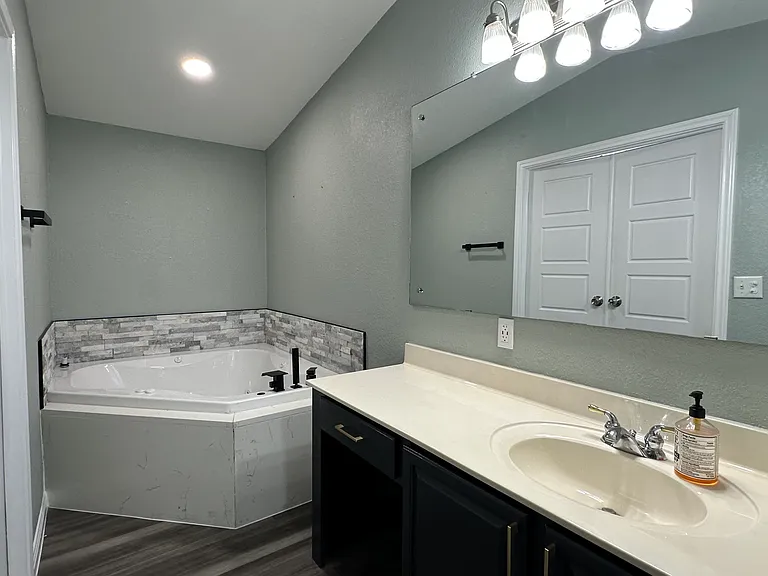 7616 Upper Seguin Rd #235 — Photo 5