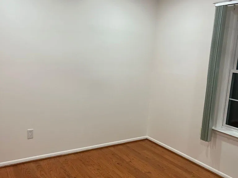 Bedroom2 Pic2