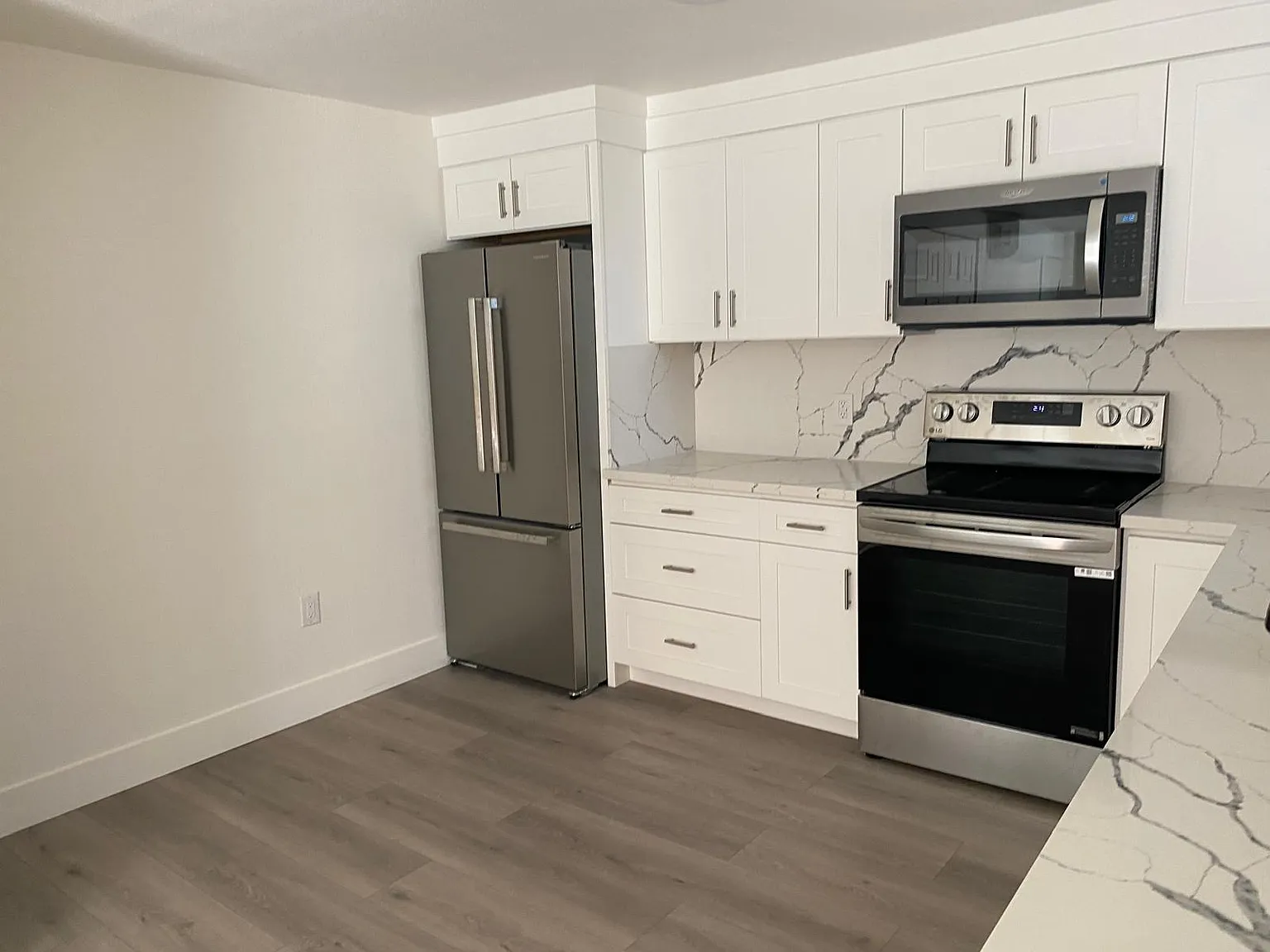 1 bed, $2,000 — Photo 2