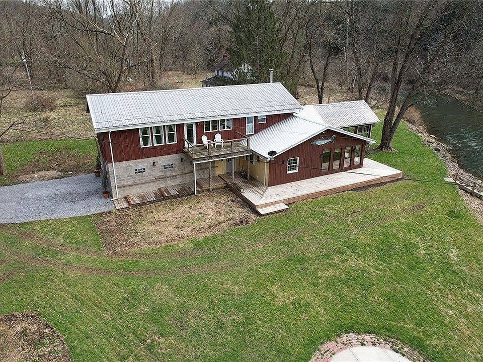1st image of 738 N Scenic Dr
