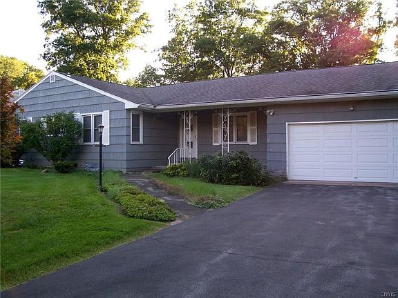 2nd image of 47 Lynacres Blvd