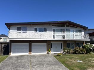 3351 Bentinck Pl, Richmond, BC V7C 4H3