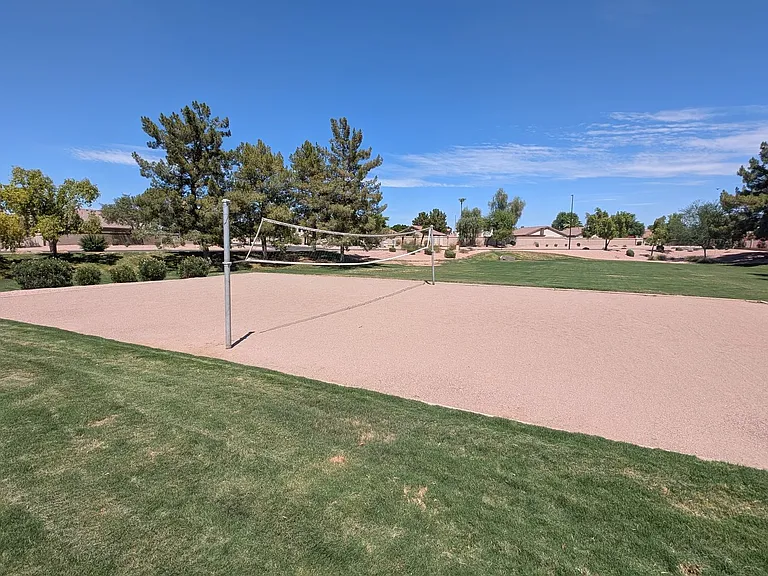 929 N Quail Ln — Photo 38