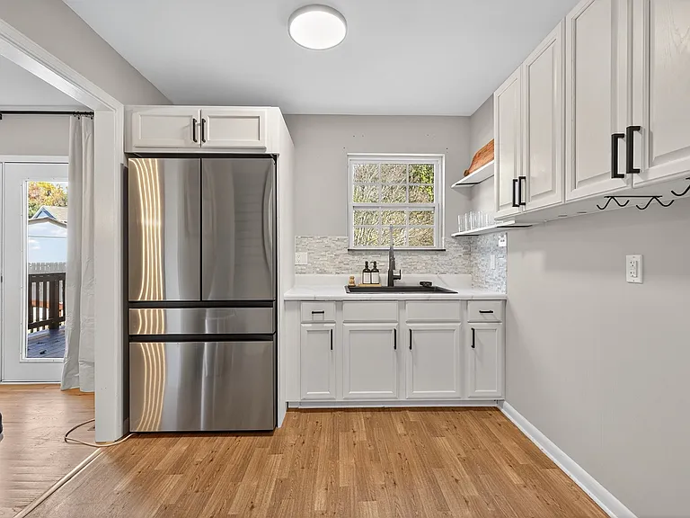 6013 Ferndale Pl — Photo 25