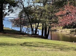 20394 Lakeshore Dr, Flint, TX 75762