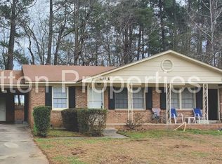 2201 Apple Valley Rd #A & B, Columbia, SC 29210