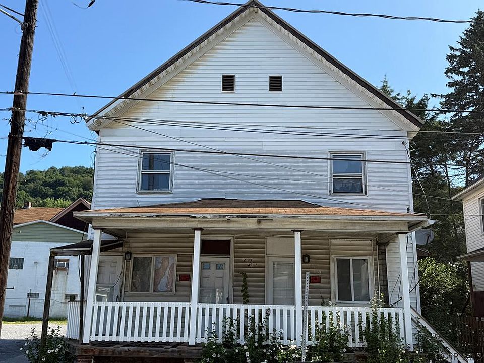 1st image of 219-221 David St