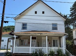 219-221 David St, Johnstown, PA 15902