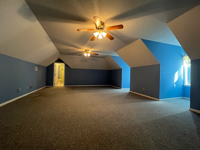 5652 Lakeview Rd — Photo 39