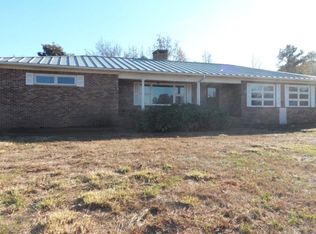 1043 Mile Creek Rd, Pickens, SC 29671