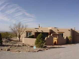 5050 Black Quartz Rd, Las Cruces, NM 88011