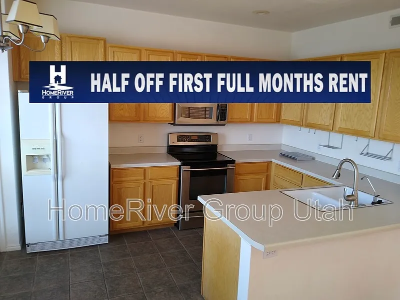 4 bed, 2.0 bath, 2264 sqft, $2,550 — Photo 1
