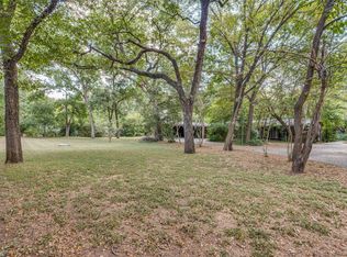 2615 Simondale Dr, Fort Worth, TX 76109
