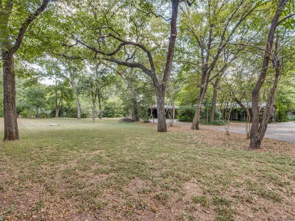 2615 Simondale Dr, Fort Worth, TX 76109