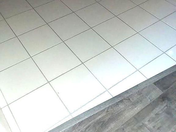 3rd image of 3533 Keystone Ave APT 15