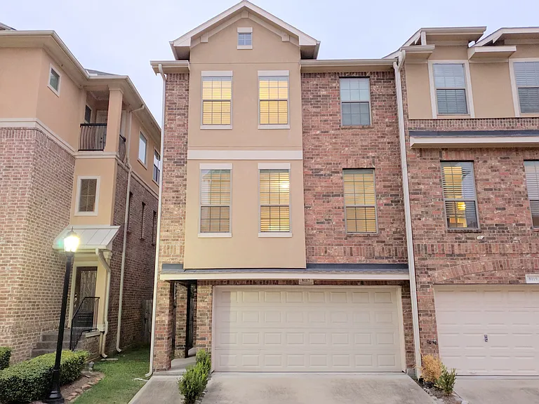 8117 Silverton Creek Ln — Photo 19